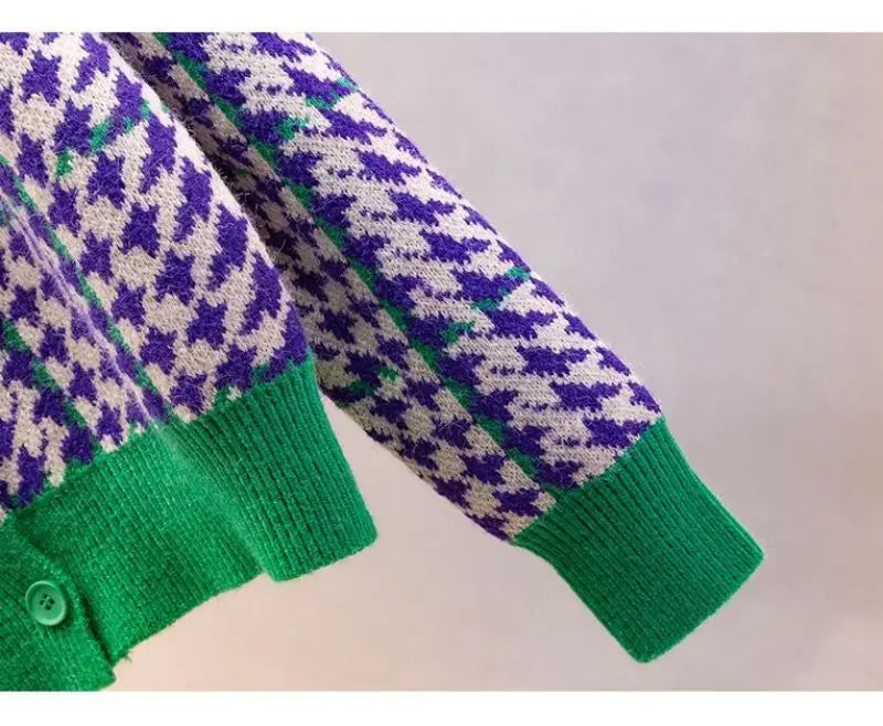 Houndstooth Harmony: Vibrant Knit Crop Cardigan